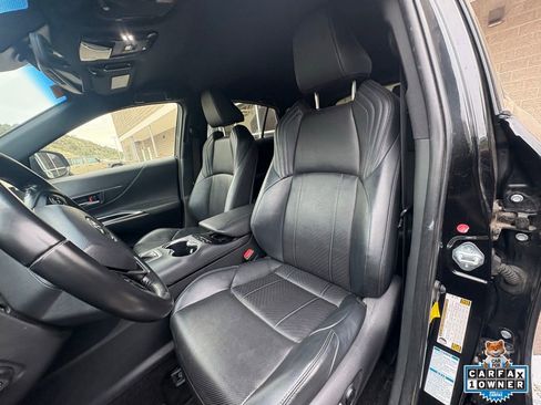 Used 2021 Toyota Venza XLE w/ Softex Package image 15