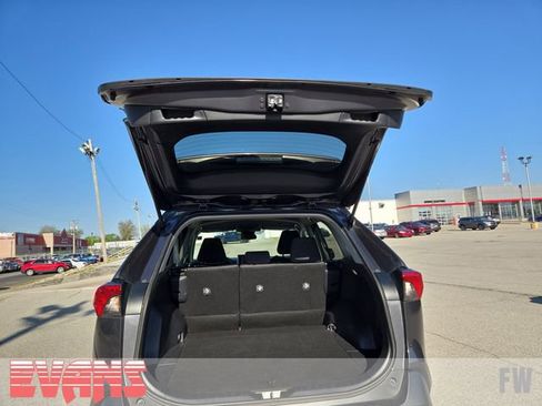 Used 2024 Toyota RAV4 LE AWD/4WD image 29