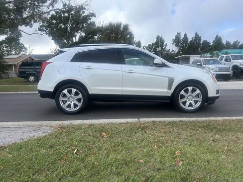 Used 2013 Cadillac SRX Premium image 2
