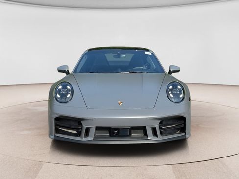 Used 2025 Porsche 911 Carrera S RWD image 8