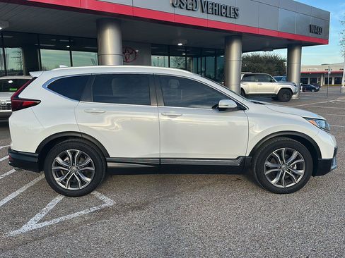 Used 2021 Honda CR-V Touring image 2