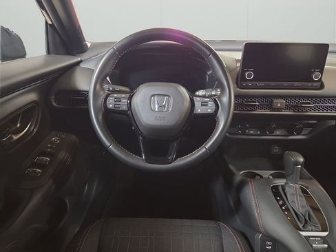 Used 2025 Honda HR-V Sport image 13
