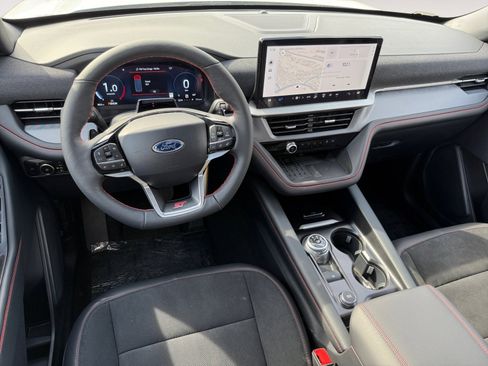 New 2025 Ford Explorer ST image 15