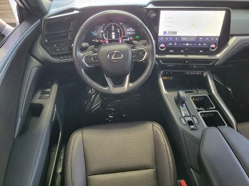 Certified 2025 Lexus TX 350 FWD w/ Technology Package image 14