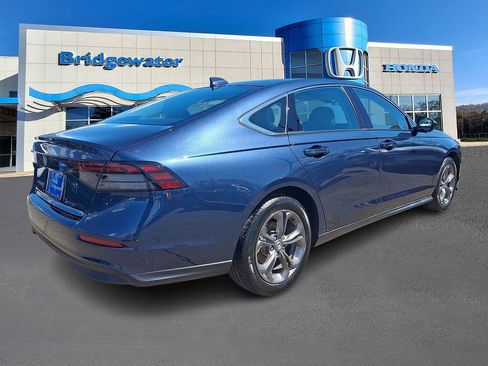 Used 2023 Honda Accord EX image 6