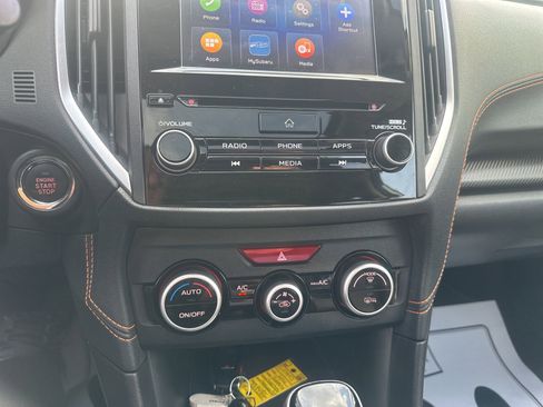 Used 2022 Subaru Crosstrek 2.0i Premium w/ Moonroof Package image 30