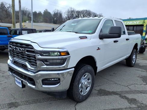New 2026 RAM 2500 Tradesman w/ Chrome Appearance Group image 8