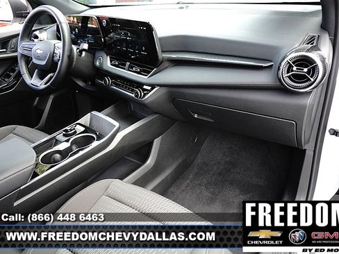 Certified 2026 Chevrolet Equinox LT FWD image 8
