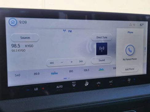 New 2025 Ford Maverick XL w/ Equipment Group 101A image 21