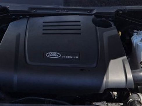 Used 2025 Land Rover Defender 110 S AWD/4WD image 23