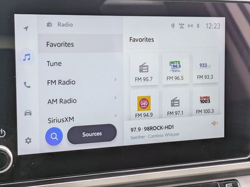 Used 2025 Toyota Camry LE image 19