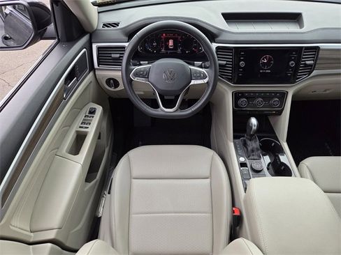 Used 2023 Volkswagen Atlas SEL image 12