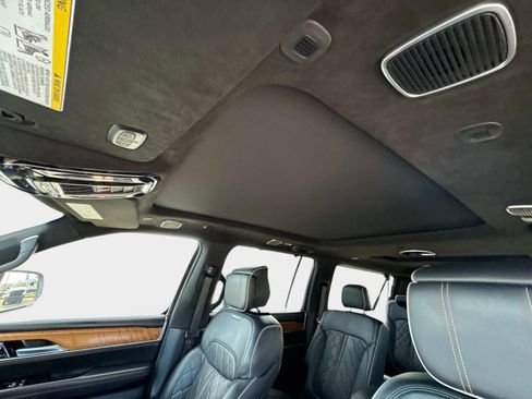 Used 2024 Jeep Grand Wagoneer L Series III image 36