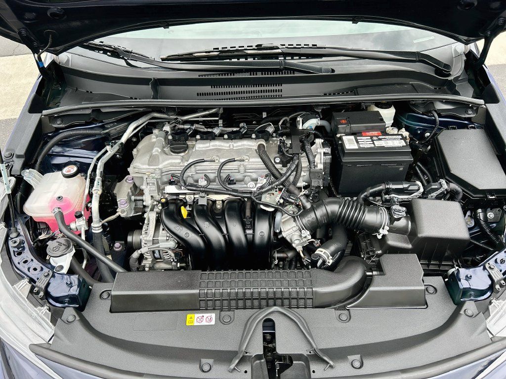 Used 2022 Toyota Corolla LE FWD image 27