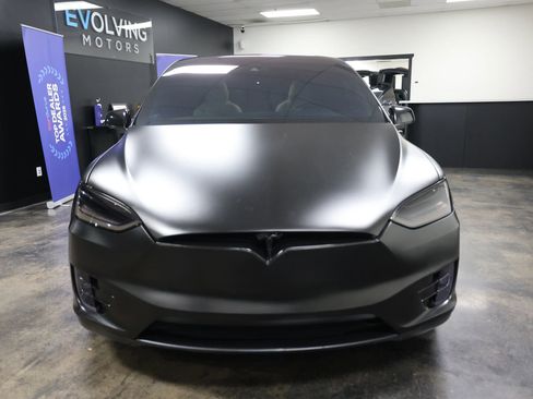 Used 2016 Tesla Model X Performance image 4