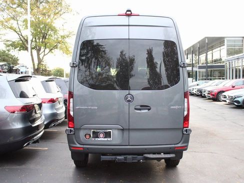 Used 2026 Mercedes-Benz Sprinter 2500 image 4