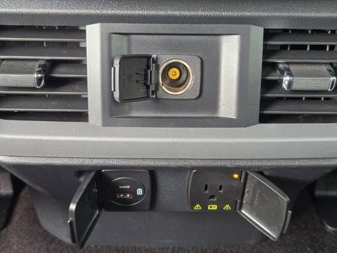 Certified 2021 Ford F150 Lariat AWD/4WD image 19
