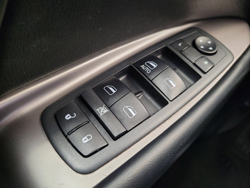 Used 2018 Dodge Journey Crossroad FWD image 27