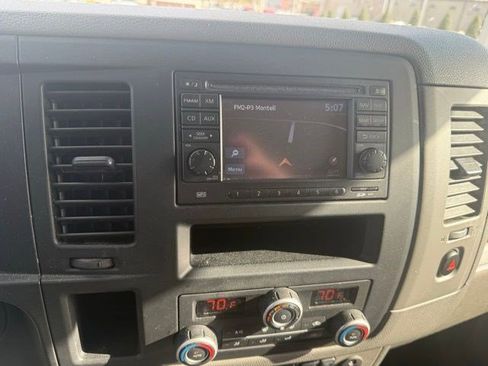 Used 2014 Nissan NV 3500 SL w/ Technology Package image 17