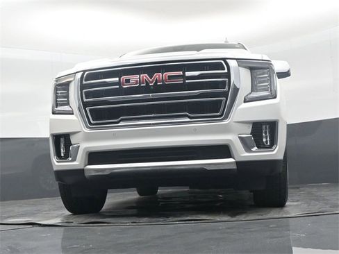 Used 2022 GMC Yukon SLT w/ SLT Luxury Package image 44