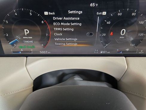 Used 2025 Nissan Armada Platinum image 29