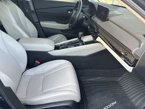 Used 2024 Honda Accord EX-L image 13