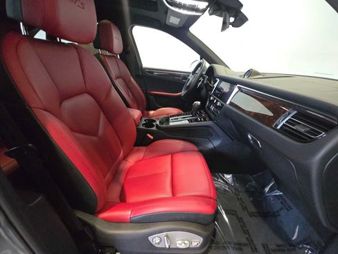 Used 2023 Porsche Macan GTS AWD/4WD image 13