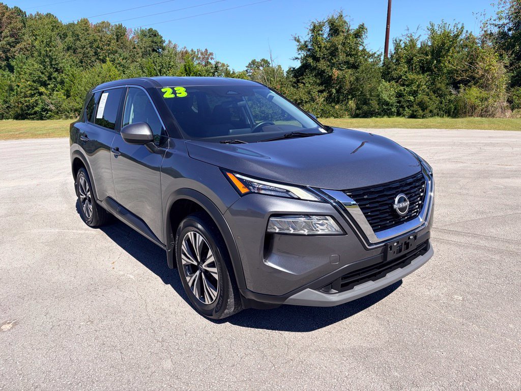 Used 2023 Nissan Rogue SV AWD/4WD image 2