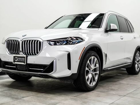 Used 2026 BMW X5 xDrive40i w/ Climate Comfort Package AWD/4WD image 9