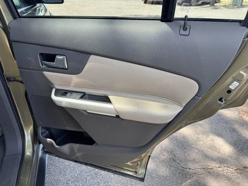 Used 2013 Ford Edge SEL FWD image 41