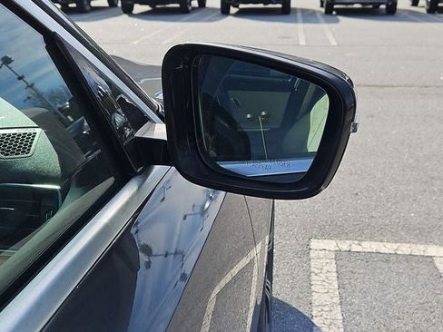 Used 2021 BMW 330i Sedan w/ Convenience Package image 20