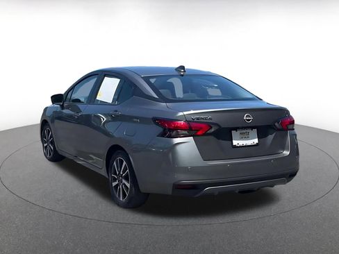 Used 2025 Nissan Versa SV FWD image 11