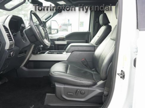 Used 2022 Ford F350 Lariat w/ Lariat Ultimate Package image 25