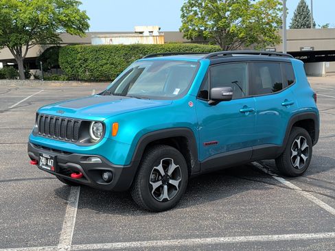 Used 2020 Jeep Renegade Trailhawk w/ Premium Leather Group AWD/4WD image 2