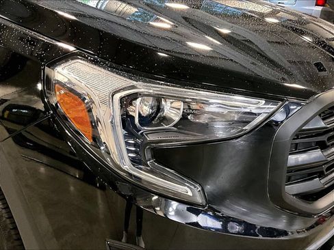 Used 2021 GMC Terrain SLE w/ Driver Convenience Package AWD/4WD image 32
