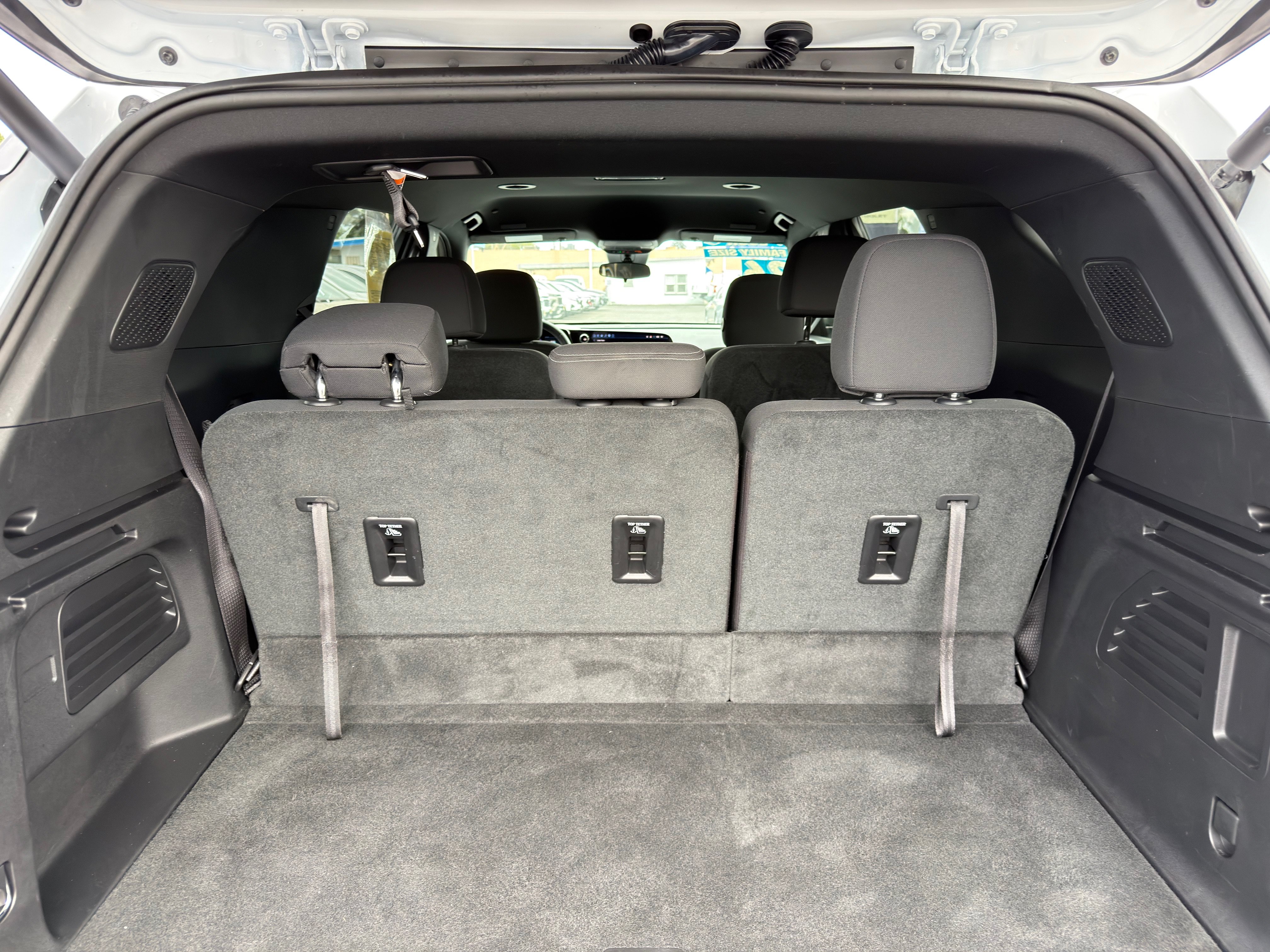 Used 2026 Chevrolet Traverse LT FWD image 16