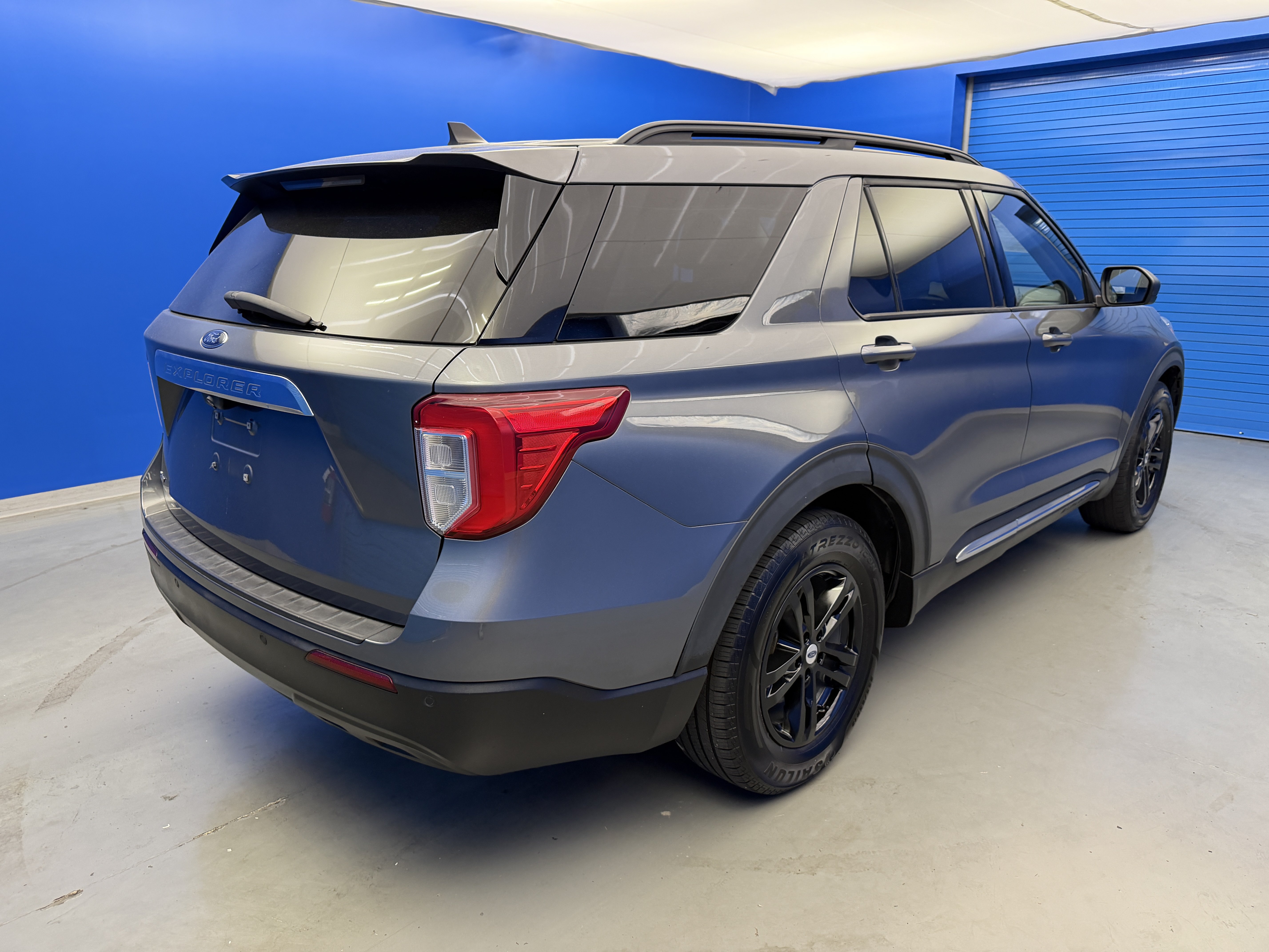 Used 2021 Ford Explorer XLT RWD image 7