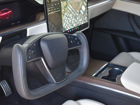 Used 2021 Tesla Model X Long Range AWD/4WD image 10