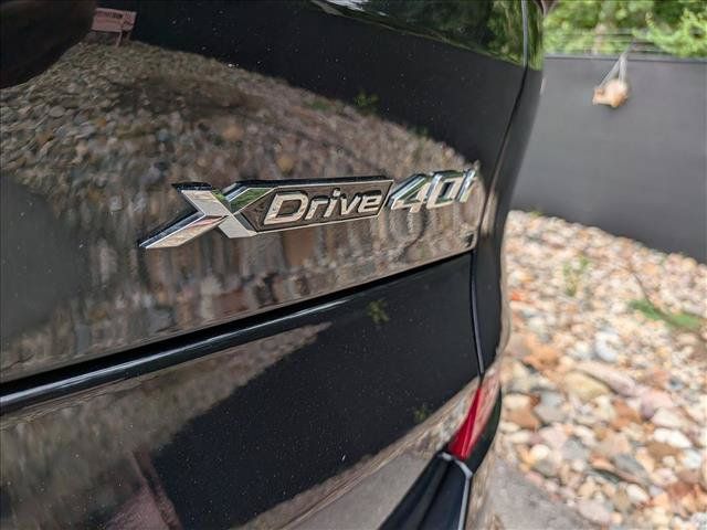 Used 2025 BMW X5 xDrive40i w/ M Sport Package AWD/4WD image 19