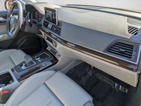 Used 2019 Audi Q5 2.0T Premium Plus w/ Premium Plus Package AWD/4WD image 22