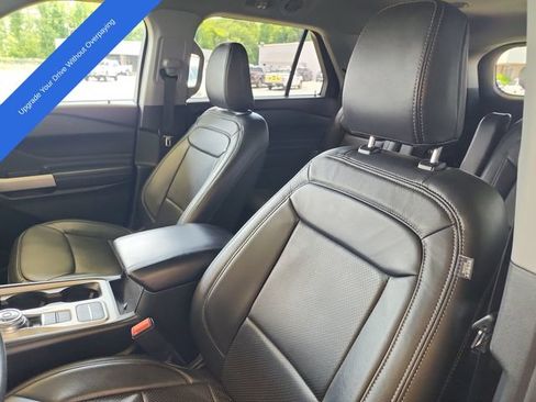 Used 2022 Ford Explorer XLT RWD image 11