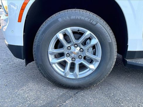 New 2026 Chevrolet Tahoe LT w/ Comfort Package AWD/4WD image 12