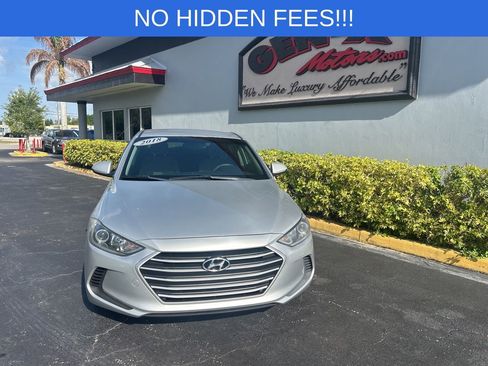 Used 2018 Hyundai Elantra SEL image 4