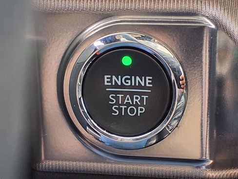 Used 2023 Ford F150 Raptor AWD/4WD image 12