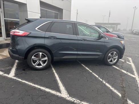 Used 2024 Ford Edge SEL w/ Convenience Package image 10