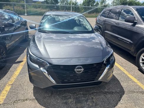 Used 2025 Nissan Sentra S FWD image 5