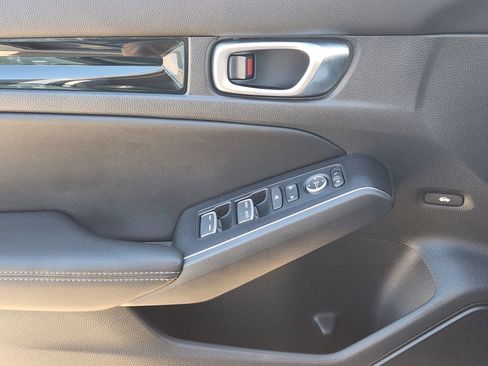 Used 2022 Honda Civic Touring image 26