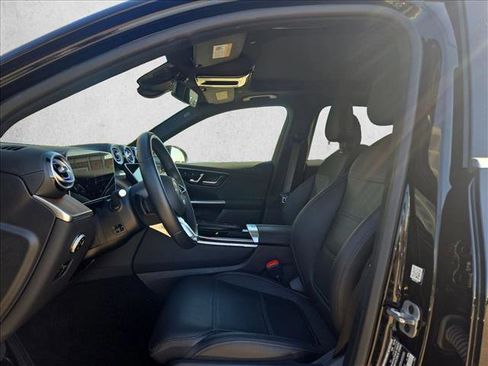 Certified 2025 Mercedes-Benz GLC 300 image 11