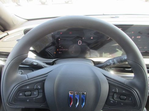 New 2026 Buick Envista Preferred image 16