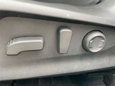 Certified 2024 Subaru Forester Premium AWD/4WD image 11